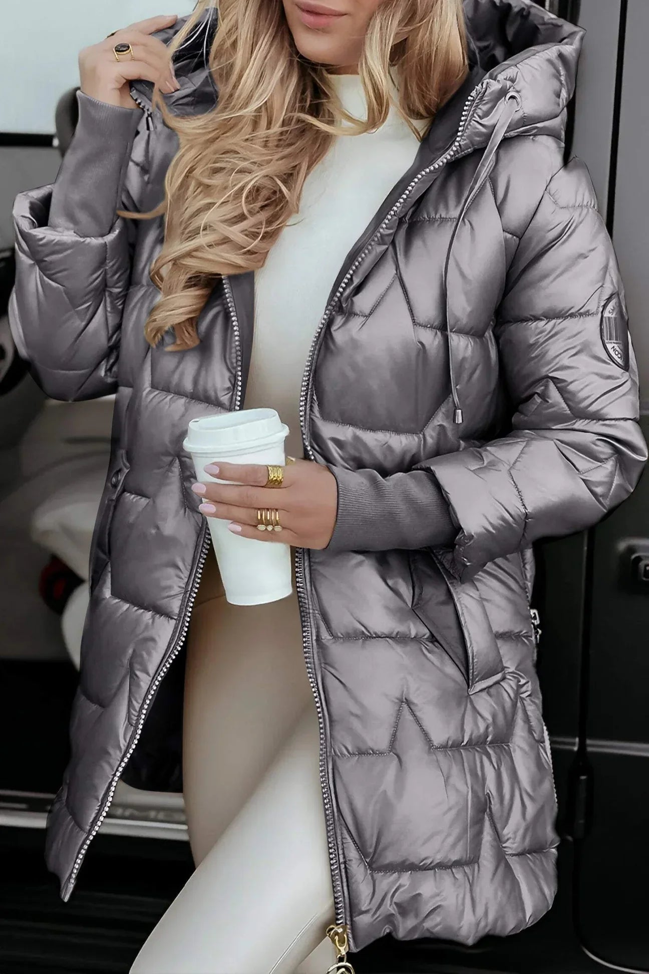 Nolwen™ | Manteau élégant avec capuche et doublure